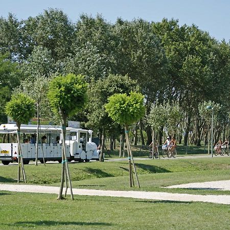 Апартаменти Pioppi Lido Altanea Каорле Екстер'єр фото